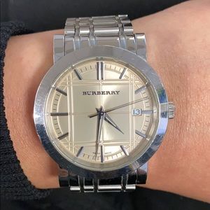 Used Burberry Men’s Watch (Swiss Made)